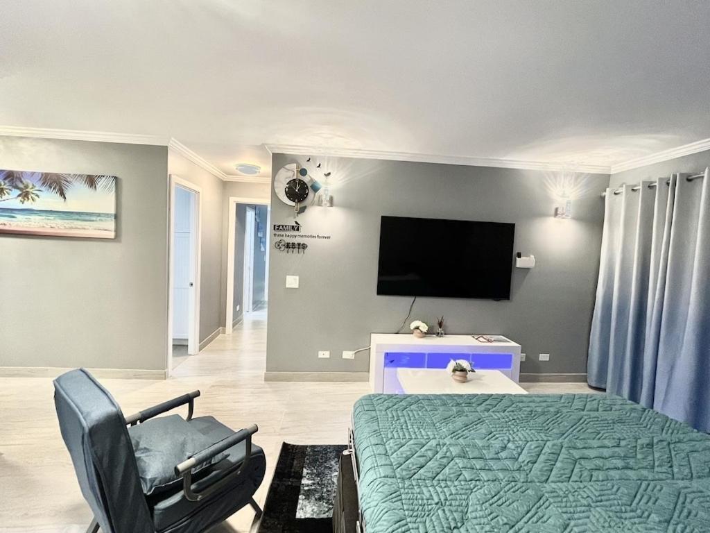 Waikiki Condo 2 Bedrooms 2 Bathrooms With 1 Free Parking Space Honolulu Eksteriør bilde