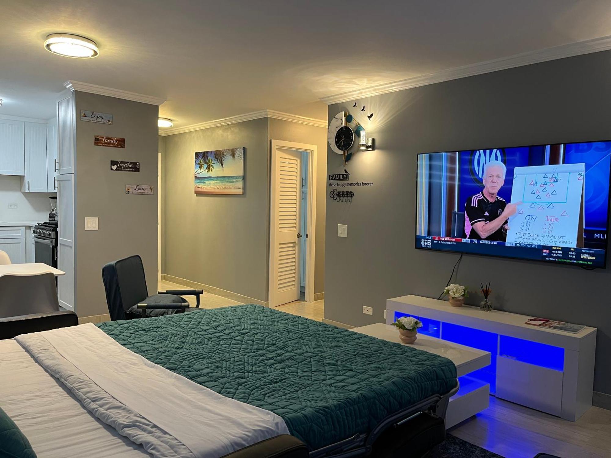 Waikiki Condo 2 Bedrooms 2 Bathrooms With 1 Free Parking Space Honolulu Eksteriør bilde